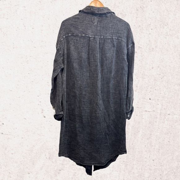 Oli & Hali Long Sleeve Black Dress - Picture 2 of 4